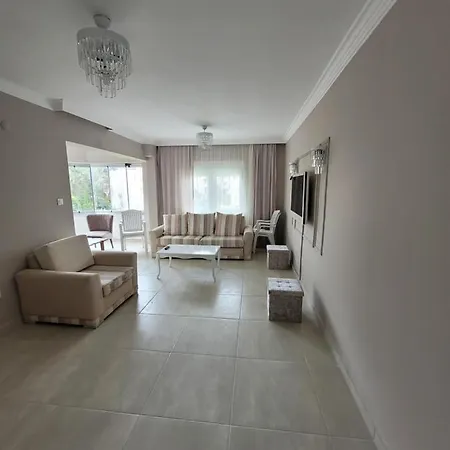 Tekhome Apartment